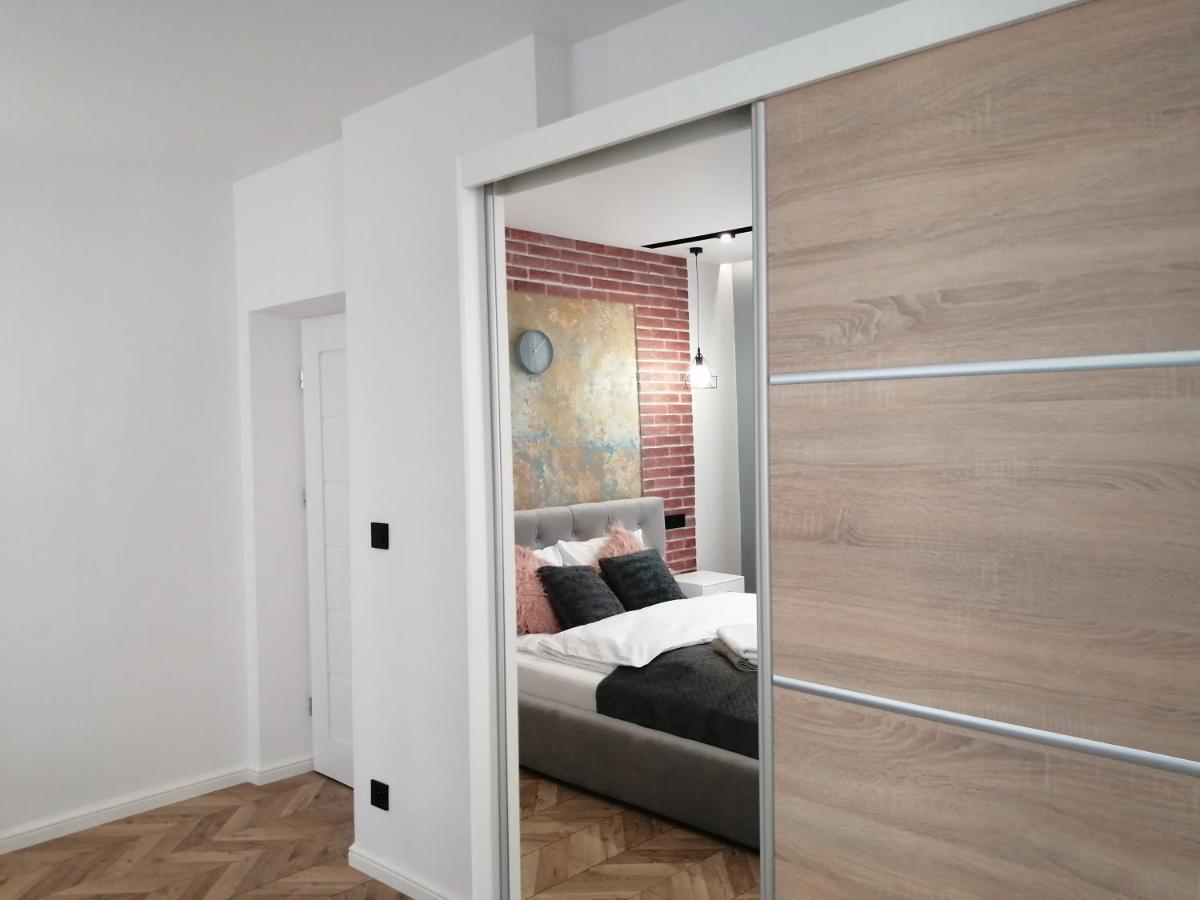 Apartament Lucy - Scisle Centrum Czestochowy Czestochowa Bagian luar foto